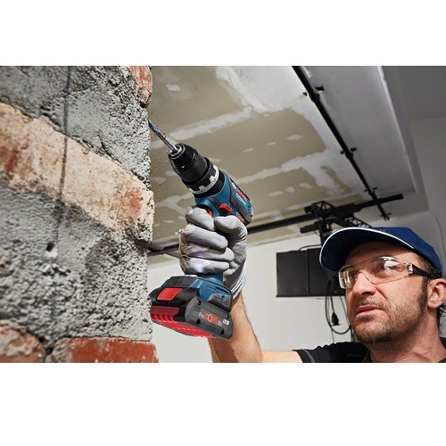 Набор аккумуляторов (2 х ProCORE18V 4.0Ah, зарядное устройство GAL 1880 CV)