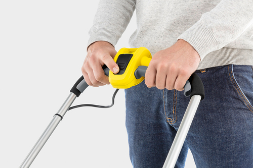 Акумуляторна газонокосарка