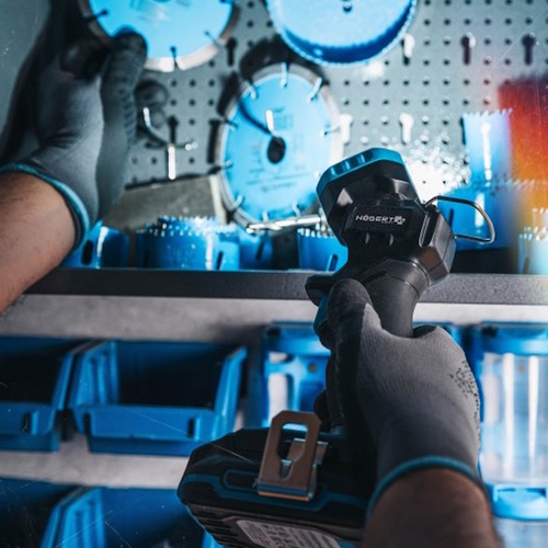 Акумуляторний ліхтар