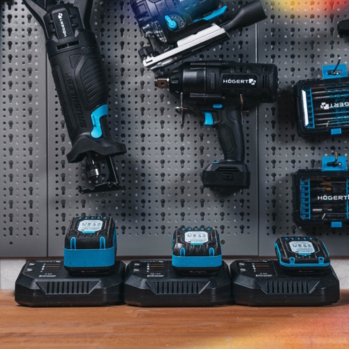 Зарядний пристрій