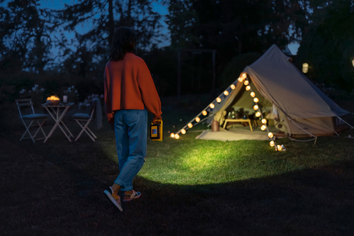 Акумуляторний мультифункціональний ліхтар