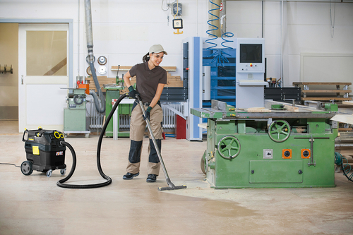 Професійний пилосос для вологого і сухого прибирання