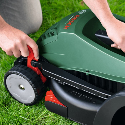 Газонокосилка UniversalRotak 37-555 BOSCH 4053423322071 - фото 3 в каталоге Газонокосилки