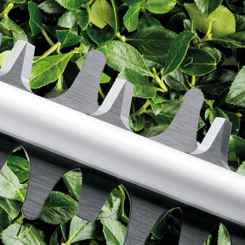 Кусторез UniversalHedgeCut 50 BOSCH 4059952614656 - фото 2 в каталоге Кусторезы и секаторы